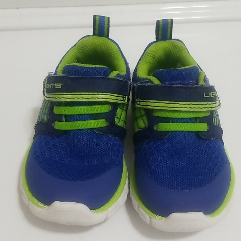 Boys shoe